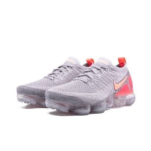Nike Vapormax Flyknit 2 Grey Crimson Sneakers Shoes sz 8 942843-005